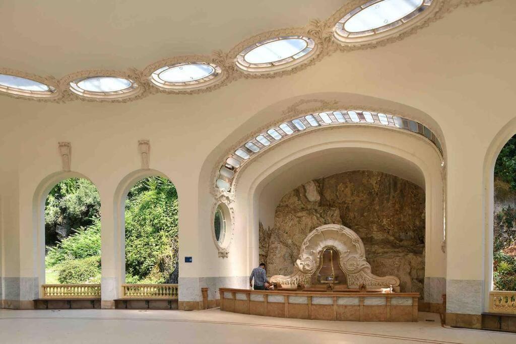 L'Opaline - Proche Gare Apartment Vichy Bagian luar foto