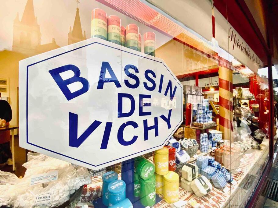 L'Opaline - Proche Gare Apartment Vichy Bagian luar foto