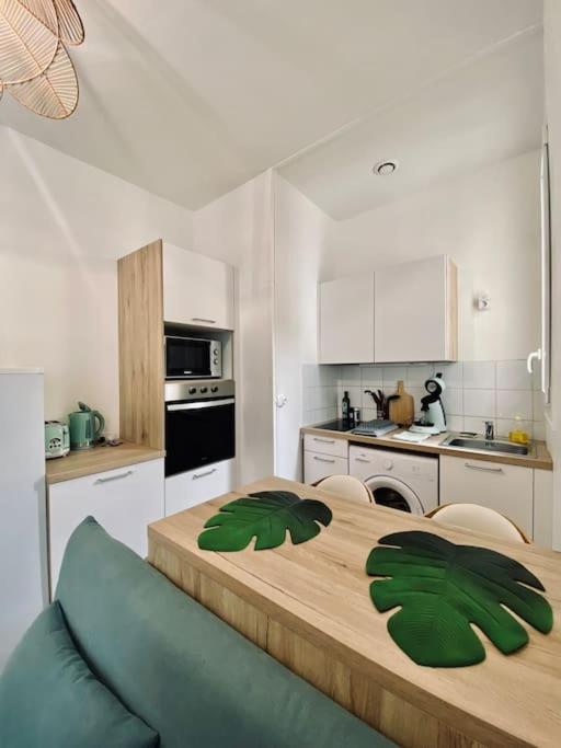 L'Opaline - Proche Gare Apartment Vichy Bagian luar foto